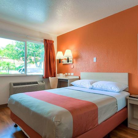 Motel 6-Westminster, Ca - South - Long Beach Area Eksteriør bilde