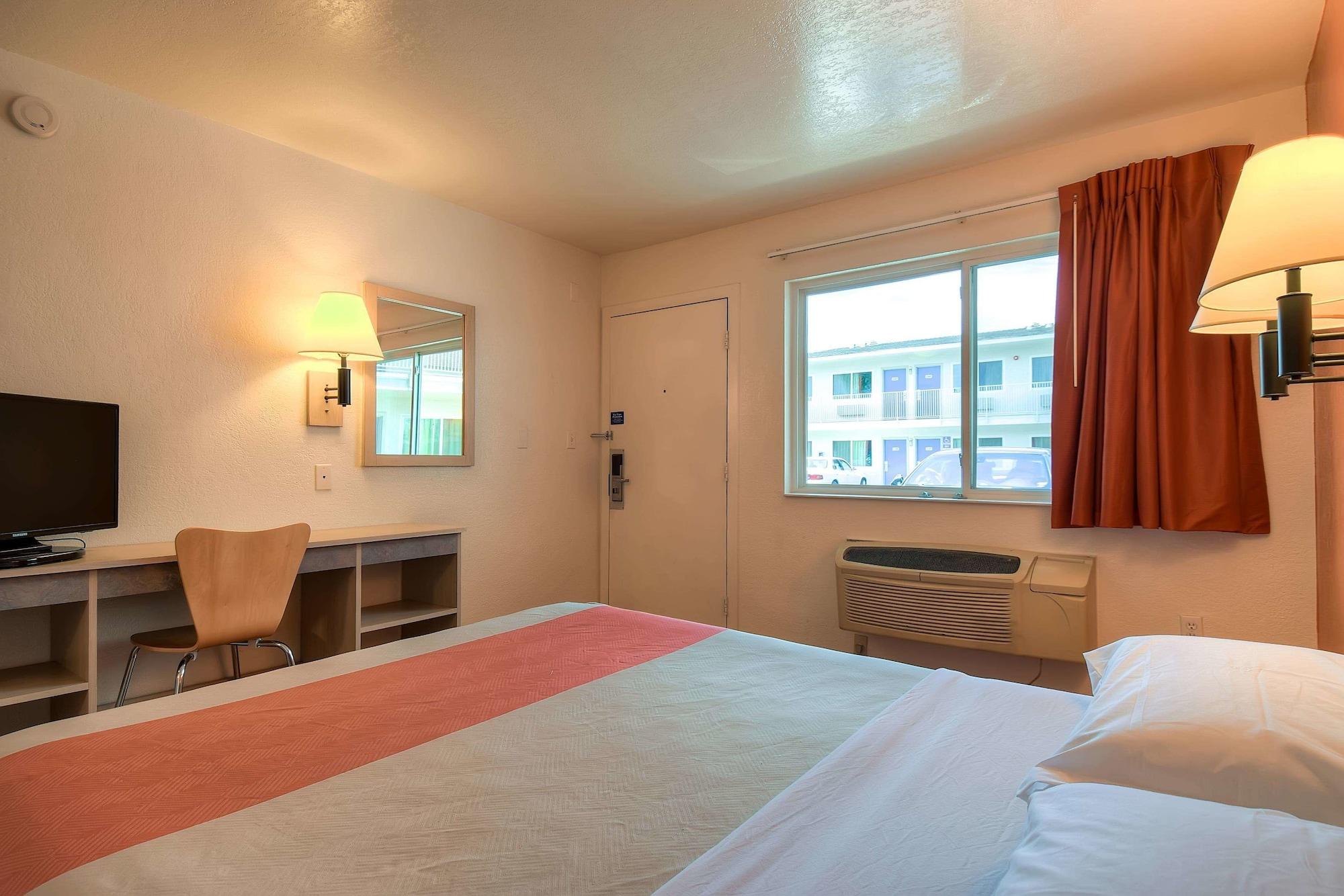 Motel 6-Westminster, Ca - South - Long Beach Area Eksteriør bilde